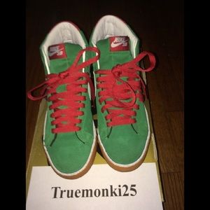 Nike sb Xmas blazer sz 6.5 used